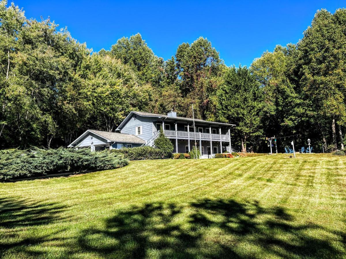 Ole Smoky Bnb - Game Room, Hot Tub, Mtn Views! 鸽子谷 外观 照片